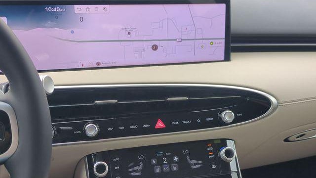 2026 Genesis GV70 2.5T Standard