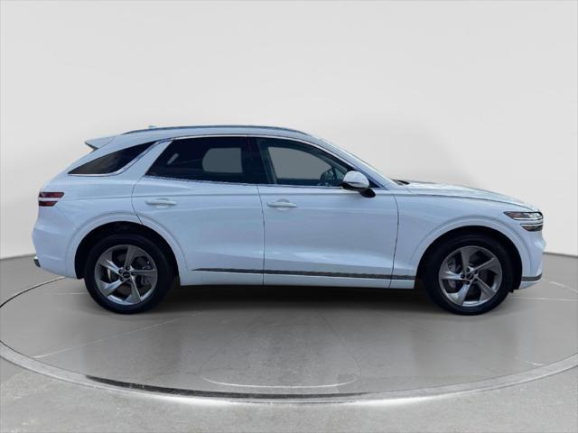 2026 Genesis Gv70 - $47,504