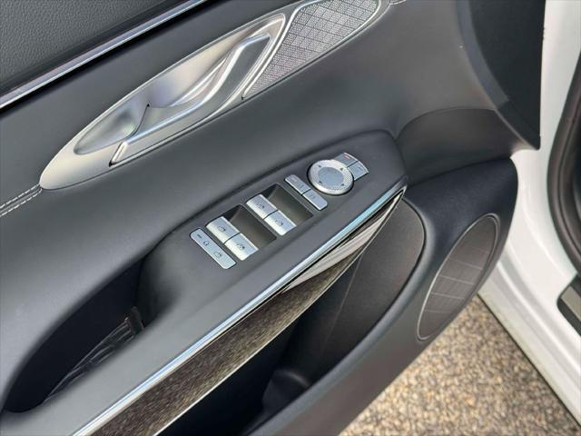 2026 Genesis Gv70 - $47,504