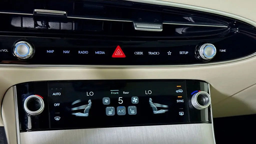 2026 Genesis GV70 2.5T Select