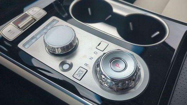 2026 Genesis GV70 2.5T Select