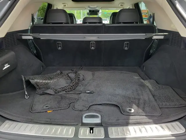 2026 Genesis Gv70 - $48,740