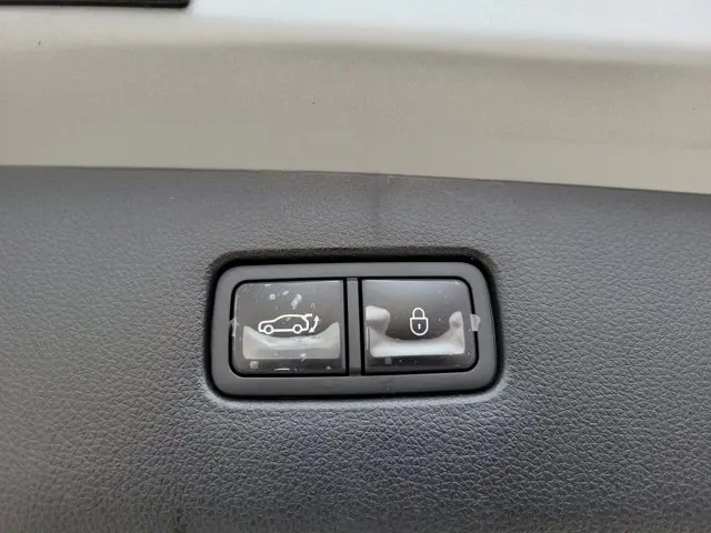 2026 Genesis Gv70 - $48,740