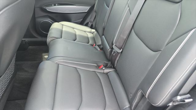 2024 Genesis GV70 2.5T Standard