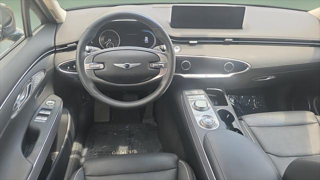 2024 Genesis GV70 2.5T Standard