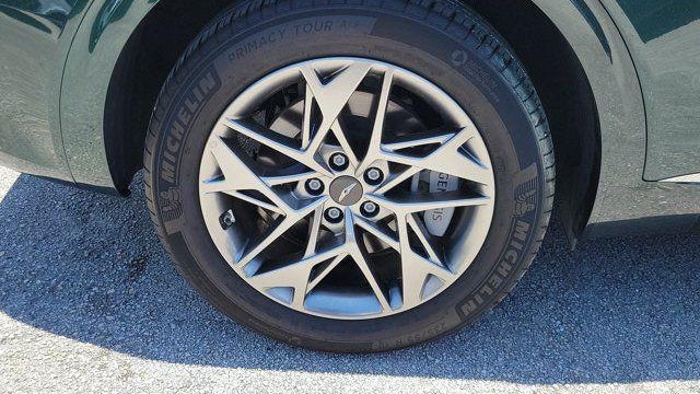 2024 Genesis GV70 2.5T Standard