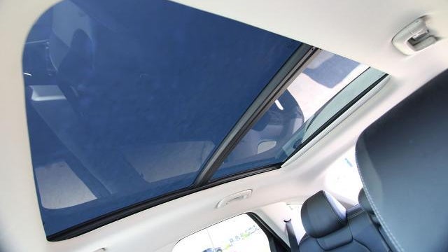 2024 Genesis GV70 2.5T Standard