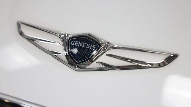 2024 Genesis GV70 2.5T Standard