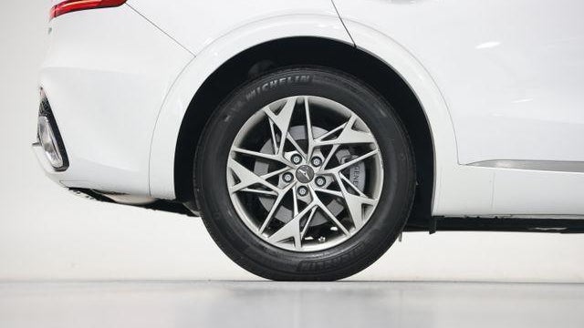 2024 Genesis GV70 2.5T Standard