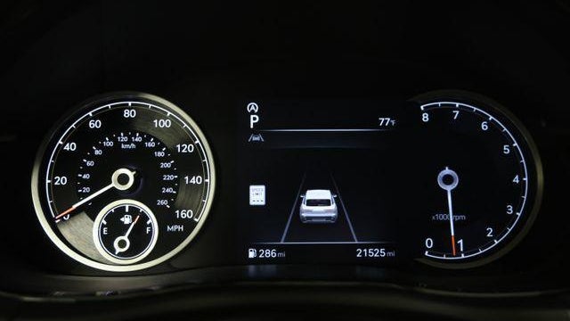 2024 Genesis GV70 2.5T Standard