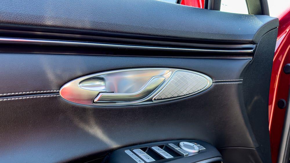 2025 Genesis GV70 2.5T Standard