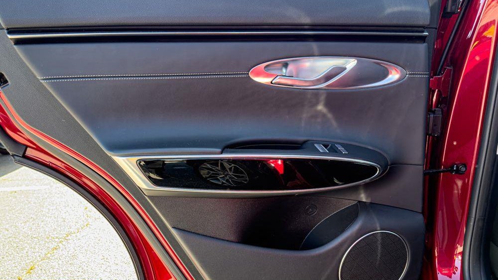 2025 Genesis GV70 2.5T Standard