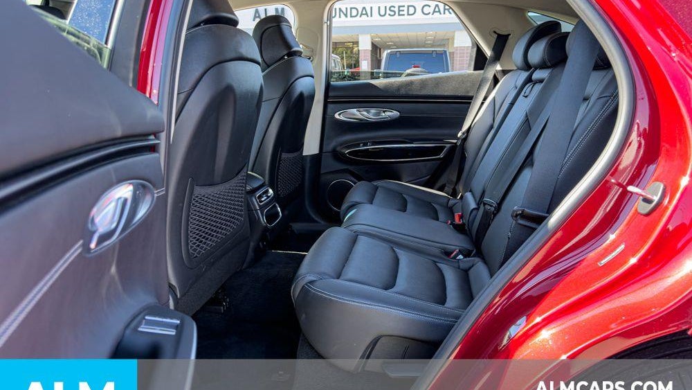 2025 Genesis GV70 2.5T Standard