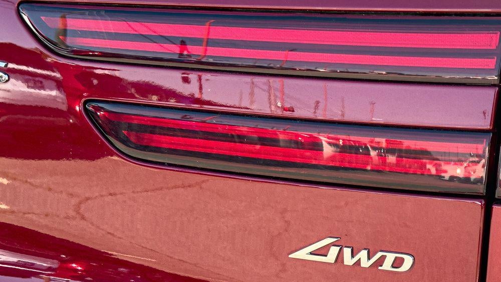 2025 Genesis GV70 2.5T Standard