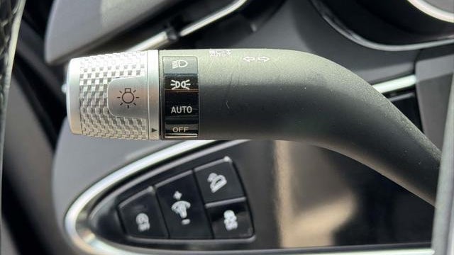 2025 Genesis GV70 2.5T Standard