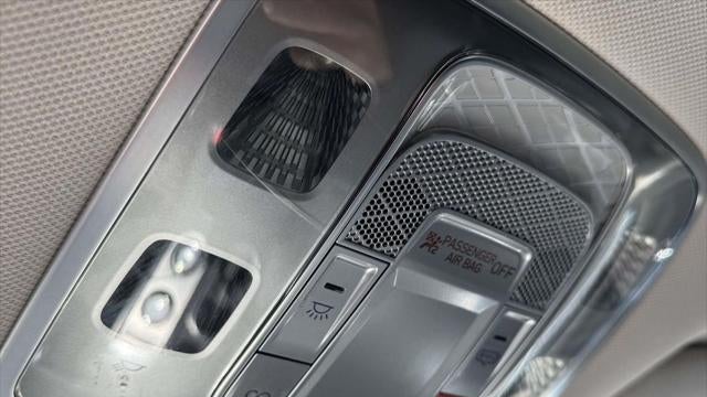 2025 Genesis GV70 2.5T Standard