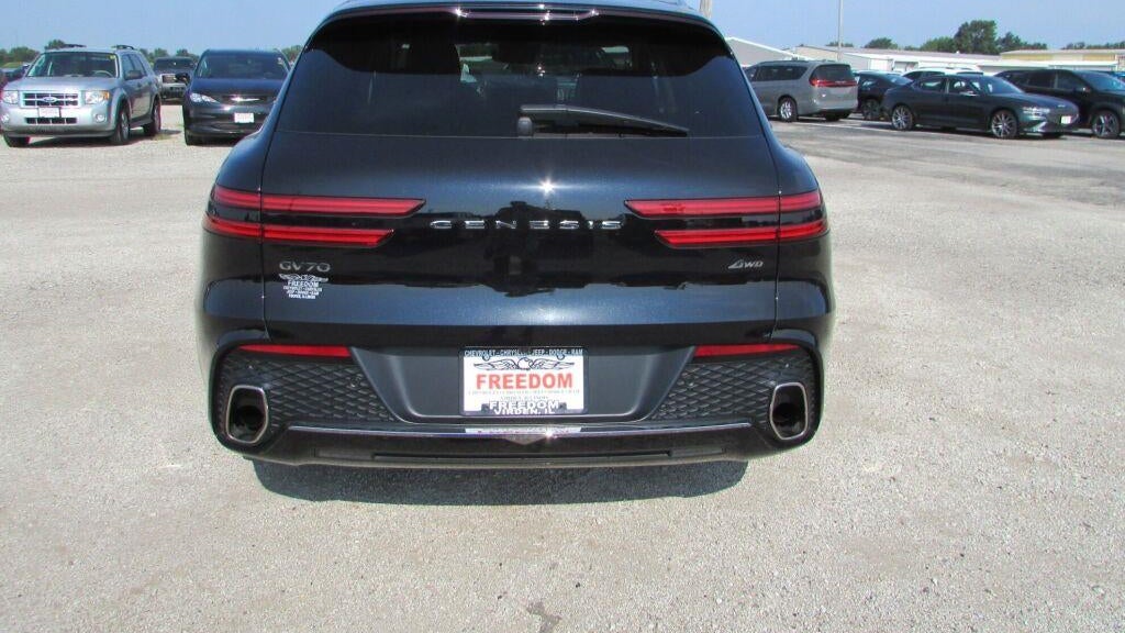 2025 Genesis GV70 2.5T Standard