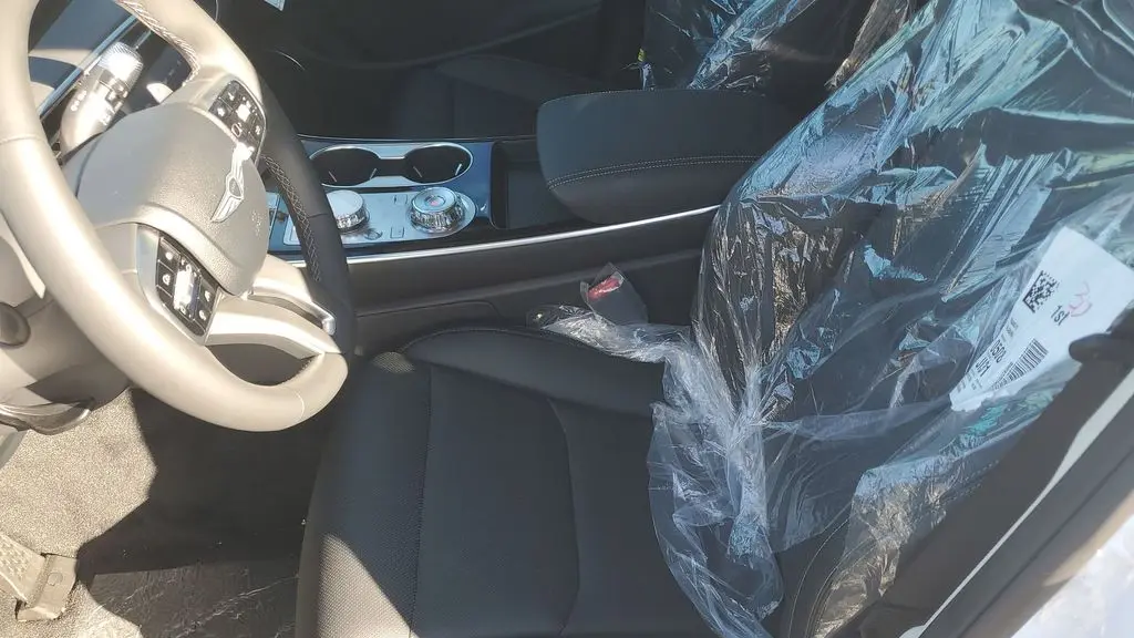 2026 Genesis GV70 2.5T Standard