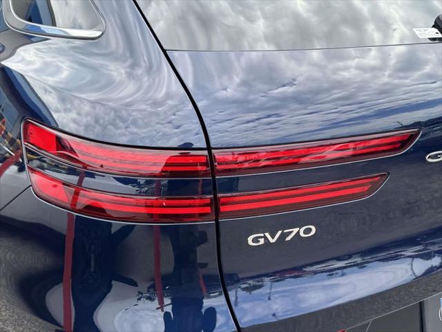 2026 Genesis Gv70 - $50,501