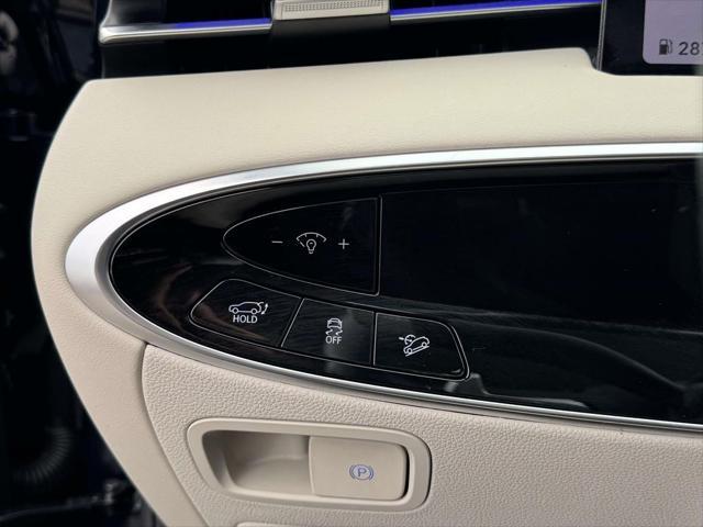 2026 Genesis Gv70 - $50,501