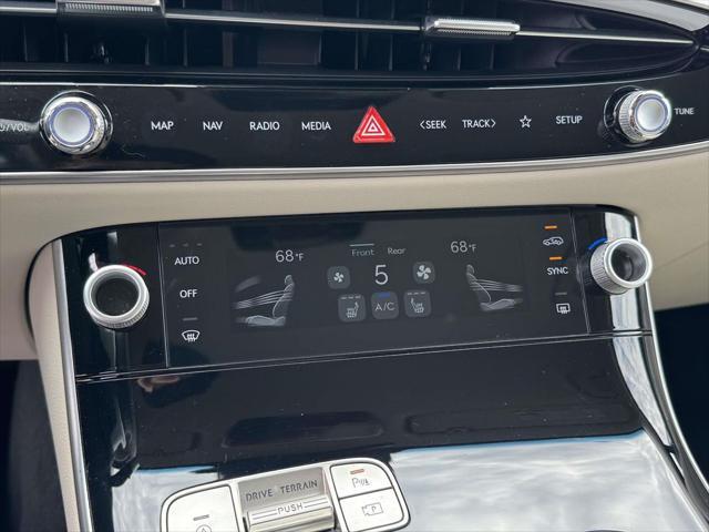 2026 Genesis Gv70 - $50,501