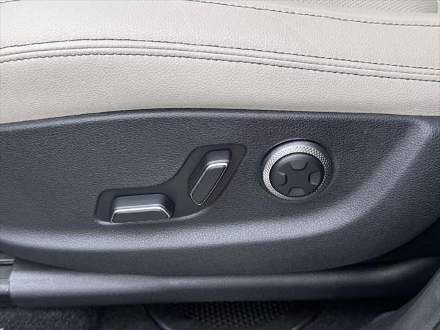2026 Genesis Gv70 - $50,499