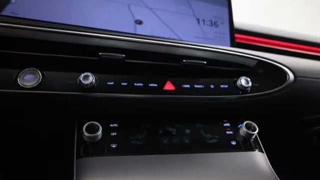 2026 Genesis GV70 2.5T Select