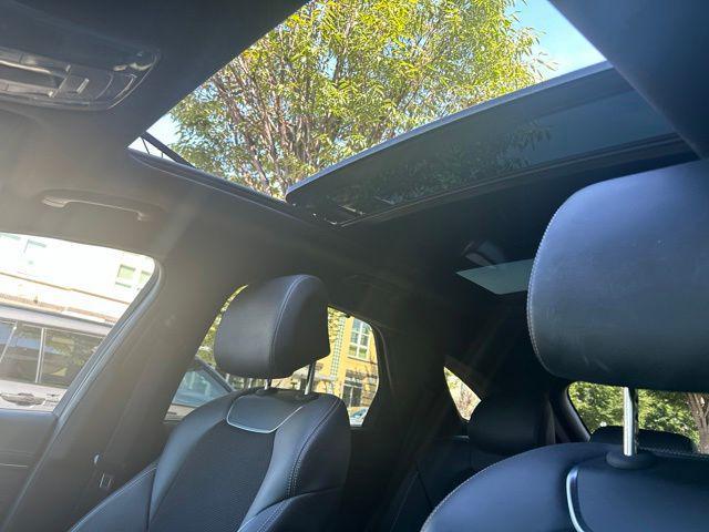 2024 Genesis Gv70 - $39,777