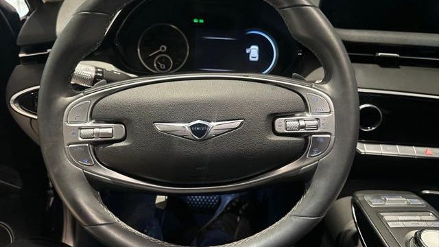 2024 Genesis GV70 2.5T Standard