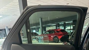 2024 Genesis GV70 2.5T Standard