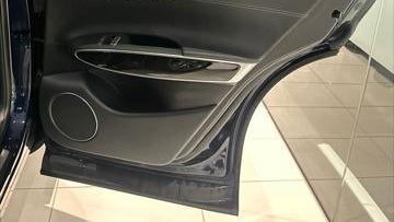 2024 Genesis GV70 2.5T Standard