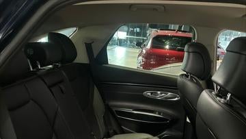 2024 Genesis GV70 2.5T Standard