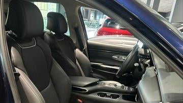 2024 Genesis GV70 2.5T Standard