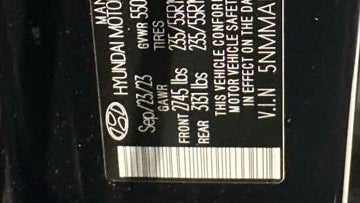 2024 Genesis GV70 2.5T Standard