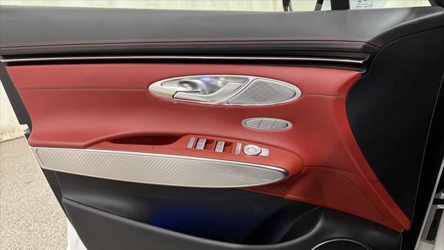 2024 Genesis GV70 2.5T Standard