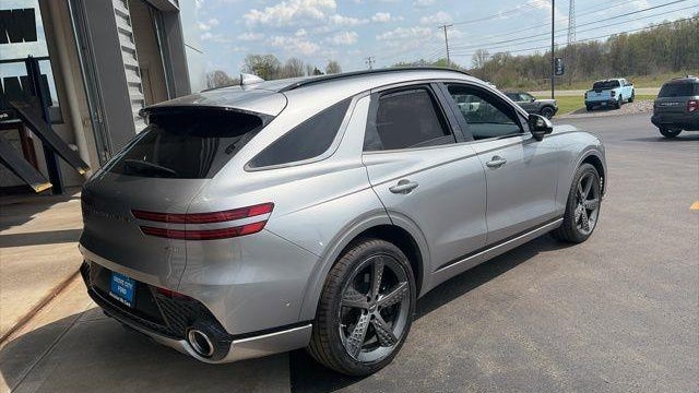 2024 Genesis GV70 2.5T Standard