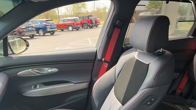 2024 Genesis GV70 2.5T Standard