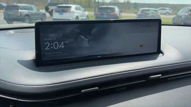2024 Genesis GV70 2.5T Standard