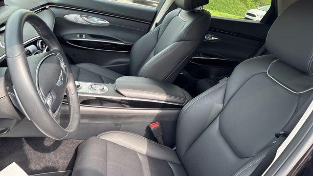 2025 Genesis GV70 2.5T Standard