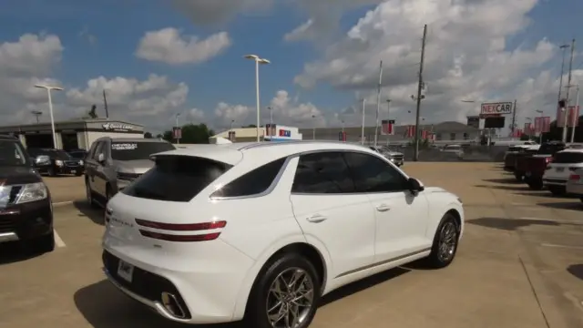 2025 Genesis GV70 2.5T Standard