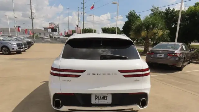 2025 Genesis GV70 2.5T Standard