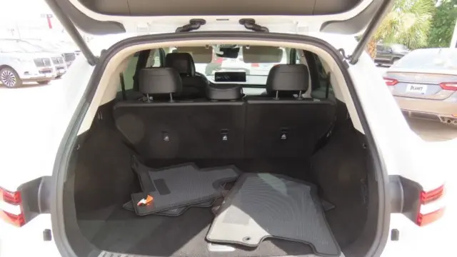 2025 Genesis GV70 2.5T Standard
