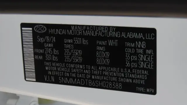 2025 Genesis GV70 2.5T Standard