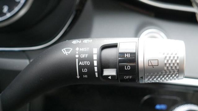 2025 Genesis GV70 2.5T Standard