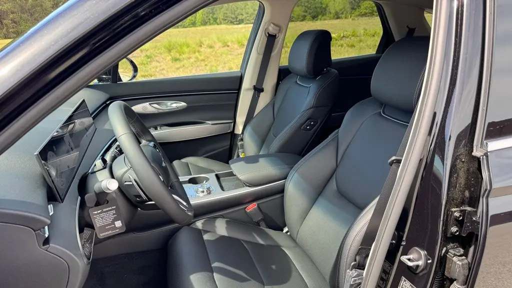 2026 Genesis GV70 2.5T Select