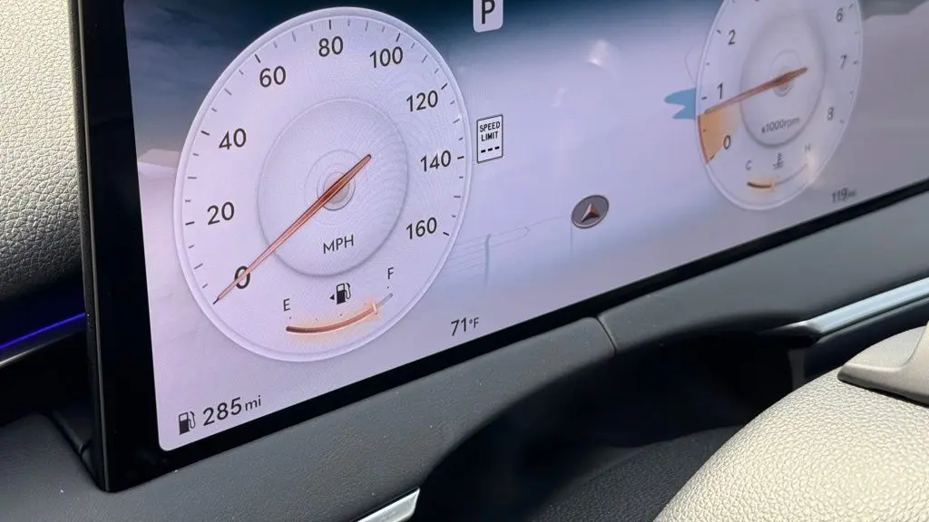 2026 Genesis GV70 2.5T Select