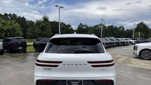 2026 Genesis GV70 2.5T Standard