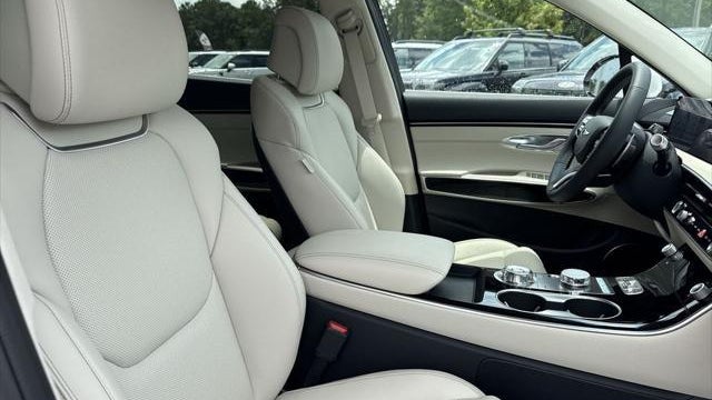 2026 Genesis GV70 2.5T Standard