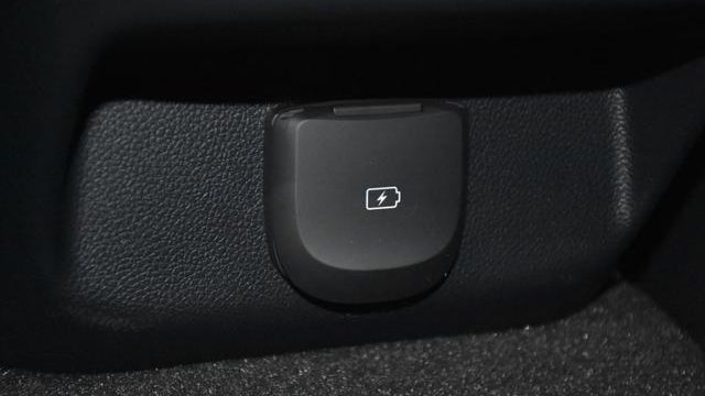 2025 Genesis GV70 2.5T Standard