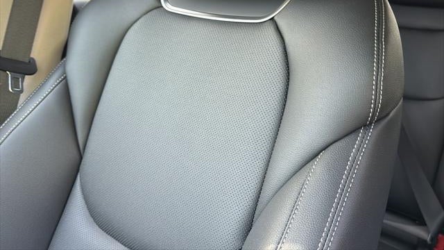2026 Genesis GV70 2.5T Standard